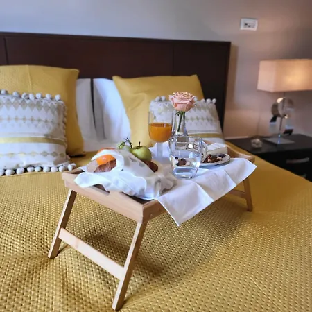 Apartament Spacious 2br Near Metro With Balcony